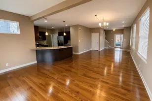 1302 Bobolink Rd, Valparaiso, IN 46383 - Photo 3