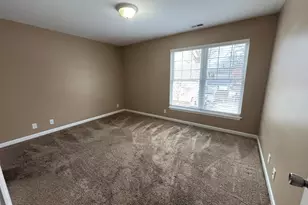 1302 Bobolink Rd, Valparaiso, IN 46383 - Photo 11