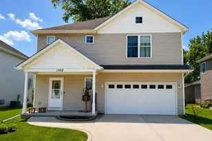 1302 Bobolink Rd, Valparaiso, IN 46383 - Photo 1