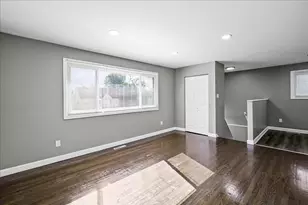 2312 Jennings St, Gary, IN 46404 - Photo 5