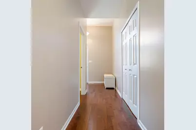 9855 Oakwood Court, Saint John, IN 46373 - Photo 5