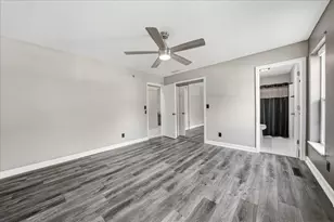 216 Dundee St, Valparaiso, IN 46385 - Photo 9