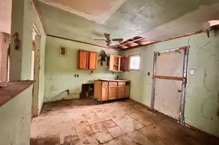 2301 E 20th Ave, Gary, IN 46407 - Photo 9