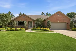 1206 Boxwood Dr, Munster, IN 46321 - Photo 1