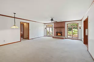 1206 Boxwood Dr, Munster, IN 46321 - Photo 15