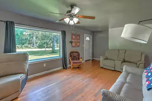 415 Woodlawn Ave, Michigan City, IN 46360 - Photo 7