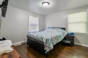 5046 Jefferson St, Gary, IN 46408 - Photo 9