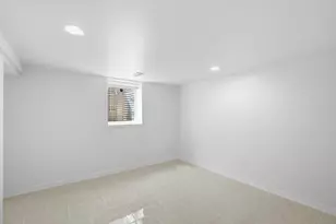 2903 Wabash Ave, Gary, IN 46404 - Photo 15