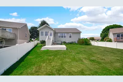 101 Whispering Boulevard, La Porte, IN 46350 - Photo 3