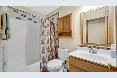 101 Whispering Boulevard, La Porte, IN 46350 - Photo 17