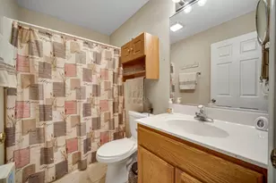2444 W 63rd Ave, Merrillville, IN 46410 - Photo 7