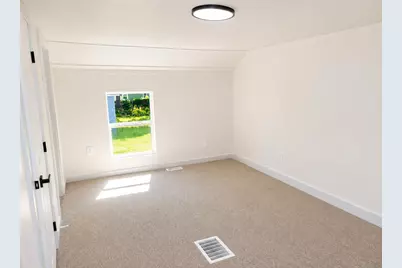 708 E Washington Street, Knox, IN 46534 - Photo 7