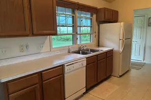 943 N Fail Rd, La Porte, IN 46350 - Photo 5
