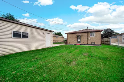 6831 New Jersey Avenue, Hammond, IN 46323 - Photo 17