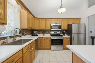 2770 Tulip Ln, Hobart, IN 46342 - Photo 15