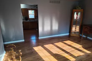 1115 S Colorado St, Hobart, IN 46342 - Photo 5