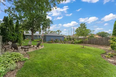 8711 Manor Avenue, Munster, IN 46321 - Photo 23