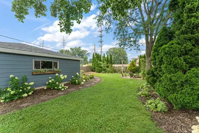 8711 Manor Avenue, Munster, IN 46321 - Photo 27