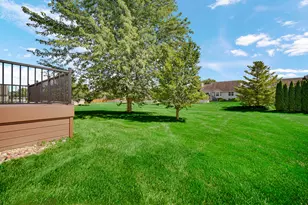 2253 Blarney Stone Dr, Valparaiso, IN 46385 - Photo 37