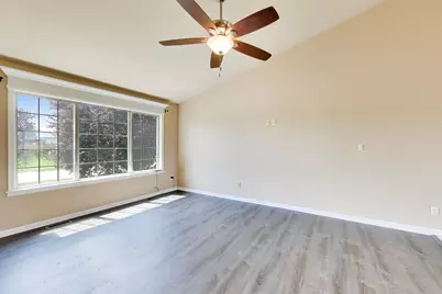 3738 W 68th Avenue, Merrillville, IN 46410 - Photo 5