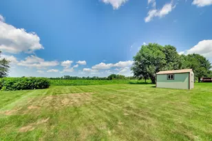 3738 W 68th Ave, Merrillville, IN 46410 - Photo 43