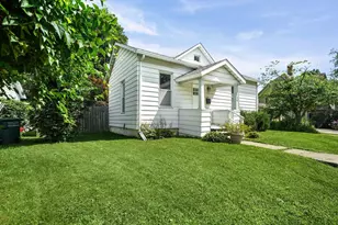 156 Erie St, Valparaiso, IN 46383 - Photo 3