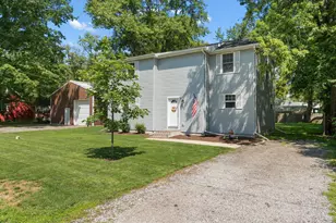 195 E 400 S, Valparaiso, IN 46383 - Photo 1