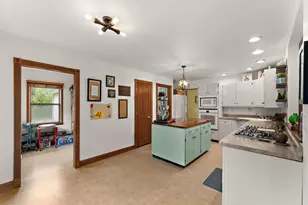 658 N Old Suman Rd, Valparaiso, IN 46383 - Photo 15