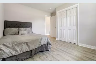 7503 Chestnut Avenue, Hammond, IN 46324 - Photo 9