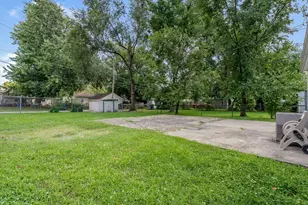 7503 Chestnut Ave, Hammond, IN 46324 - Photo 13