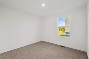 6 Maximillian Dr, Hobart, IN 46342 - Photo 37