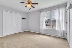 883 Flagstone Dr, Dyer, IN 46311 - Photo 15