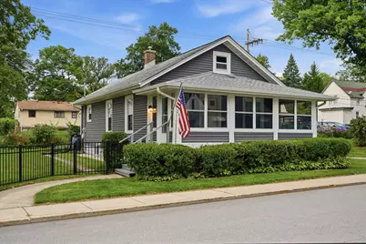 256 Garfield Avenue, Valparaiso, IN 46383 - Photo 1