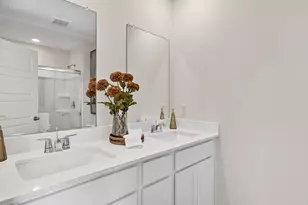513 E 120th Pl, Crown Point, IN 46307 - Photo 15