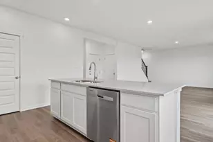 7853 W 106th Pl, Saint John, IN 46373 - Photo 5