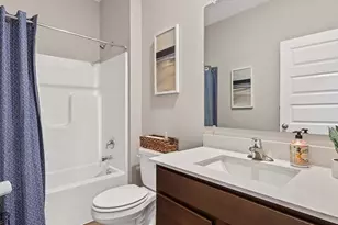 7603 W 107th Pl, Crown Point, IN 46307 - Photo 13