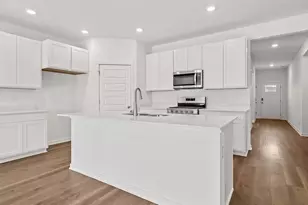 7603 W 107th Pl, Crown Point, IN 46307 - Photo 23