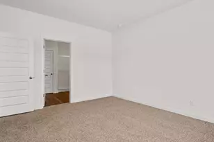 7603 W 107th Pl, Crown Point, IN 46307 - Photo 15