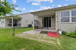 8661 Van Buren St, Merrillville, IN 46410 - Photo 15