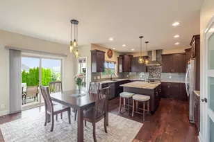8910 W 97th Pl, Saint John, IN 46373 - Photo 11