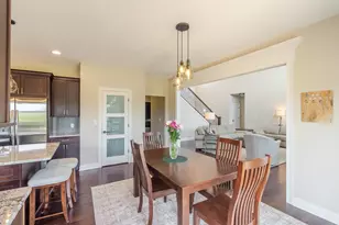 8910 W 97th Pl, Saint John, IN 46373 - Photo 17