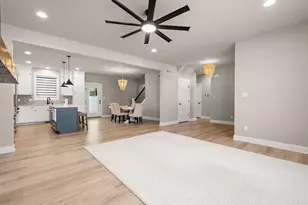 5927 Dune Harbor Dr, Portage, IN 46368 - Photo 9