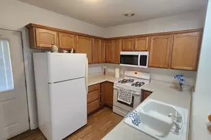 10 1/2 E 36th Pl, Hobart, IN 46342 - Photo 11