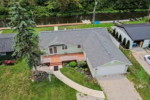 11397 N E Wawasee Dr, Syracuse, IN 46567 - Photo 3