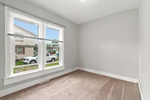 133 N Jackson St, Crown Point, IN 46307 - Photo 9