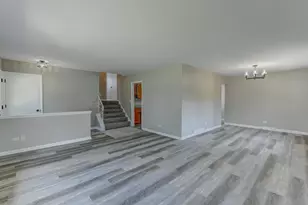 3010 100th Pl, Highland, IN 46322 - Photo 7