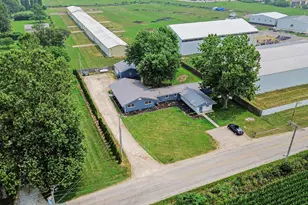 12788 N Bishop Rd, Syracuse, IN 46567 - Photo 9