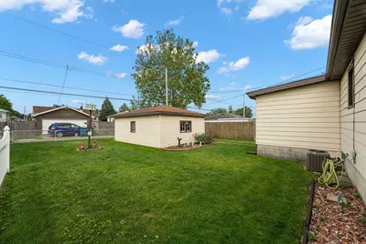 7525 Maryland Avenue, Hammond, IN 46323 - Photo 23
