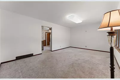7525 Maryland Avenue, Hammond, IN 46323 - Photo 3
