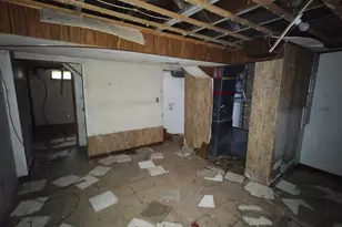 5925 Forest Ave, Gary, IN 46403 - Photo 17